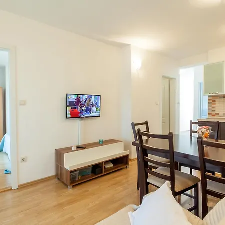 Leut 80m From The Sea Podgora (Split-Dalmatia)
