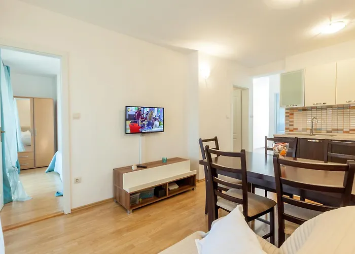Leut 80m From The Sea Podgora (Split-Dalmatia)
