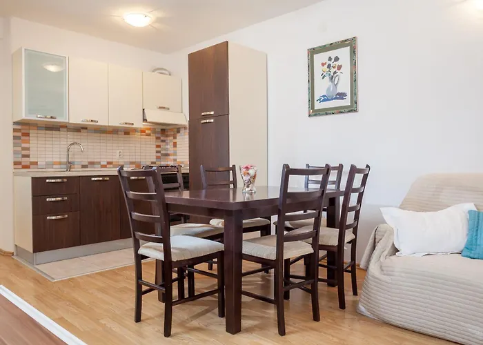 Leut 80m From The Sea Podgora (Split-Dalmatia)